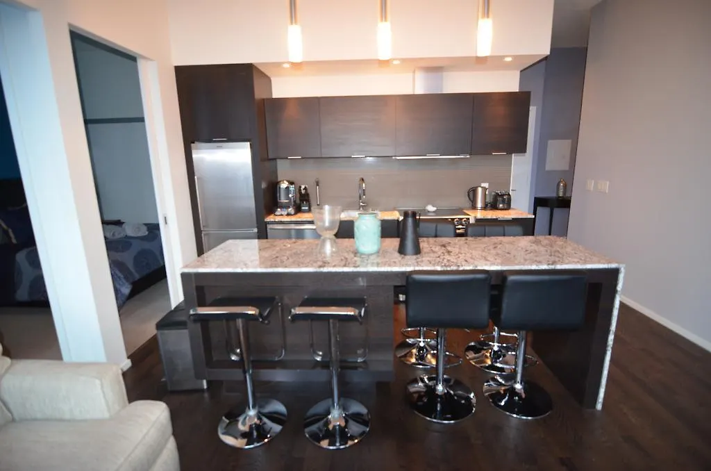 Toronto Escape - Entertainment District- 8 Charlotte Street Apartment Canada