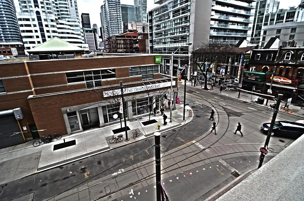 Toronto Escape - Entertainment District- 8 Charlotte Street Apartment