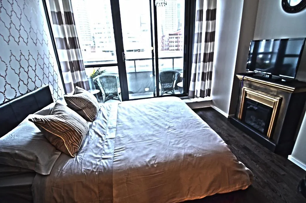 Toronto Escape - Entertainment District- 8 Charlotte Street Apartment Canada