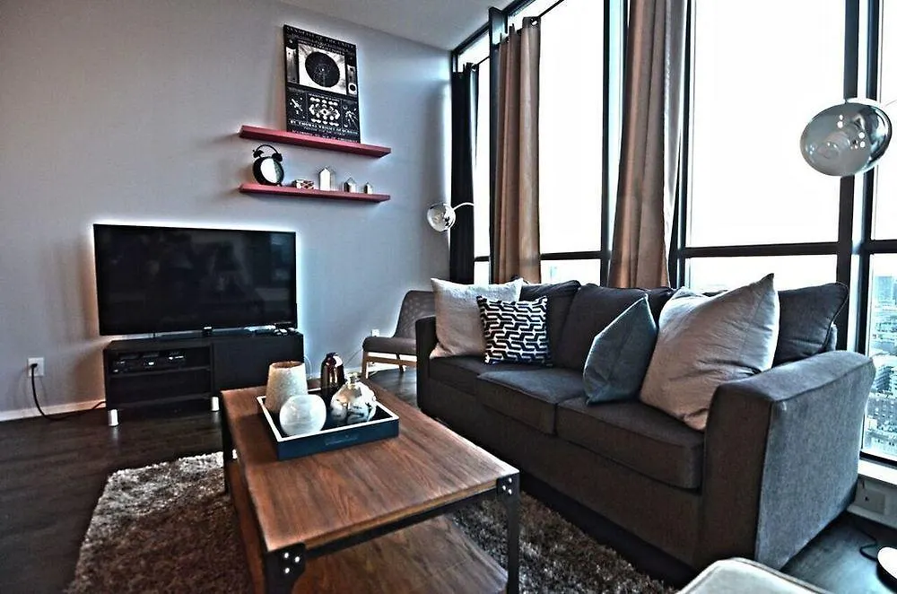 Toronto Escape - Entertainment District- 8 Charlotte Street Apartment