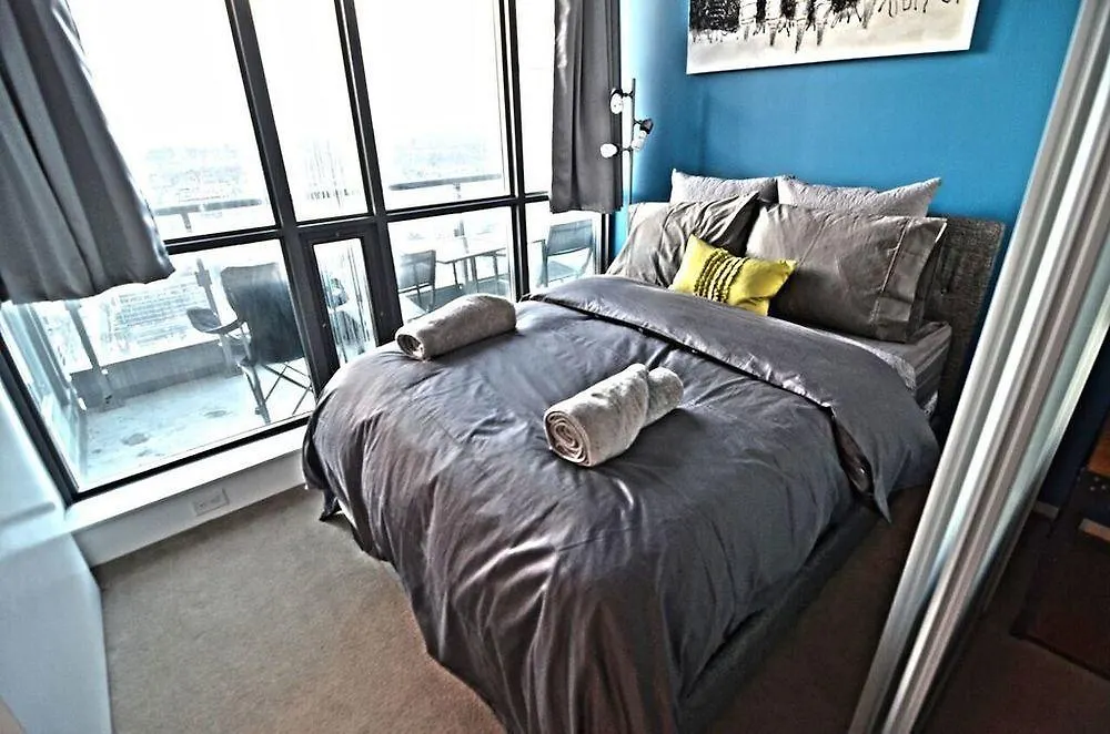 Toronto Escape - Entertainment District- 8 Charlotte Street Apartment 0*,
